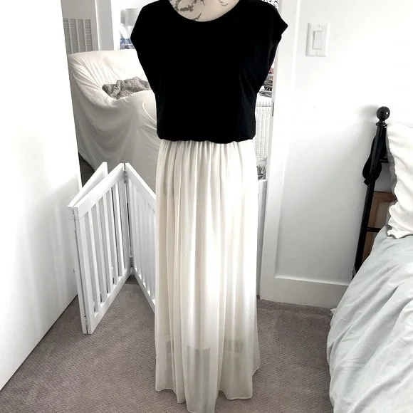 Alice + Olivia black and ivory dress Alice + Olivia black and ivory dress